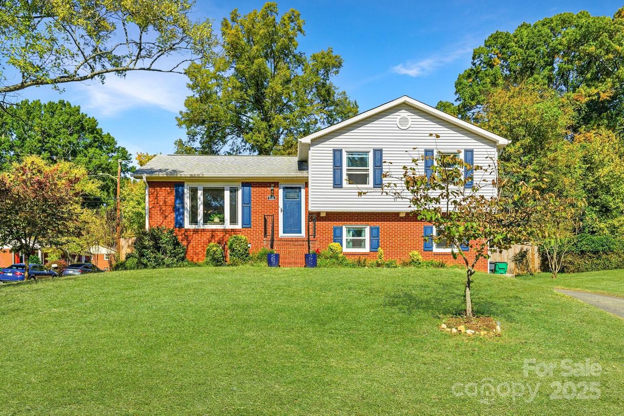 7148 Sherbourne Dr., Charlotte, NC 28210