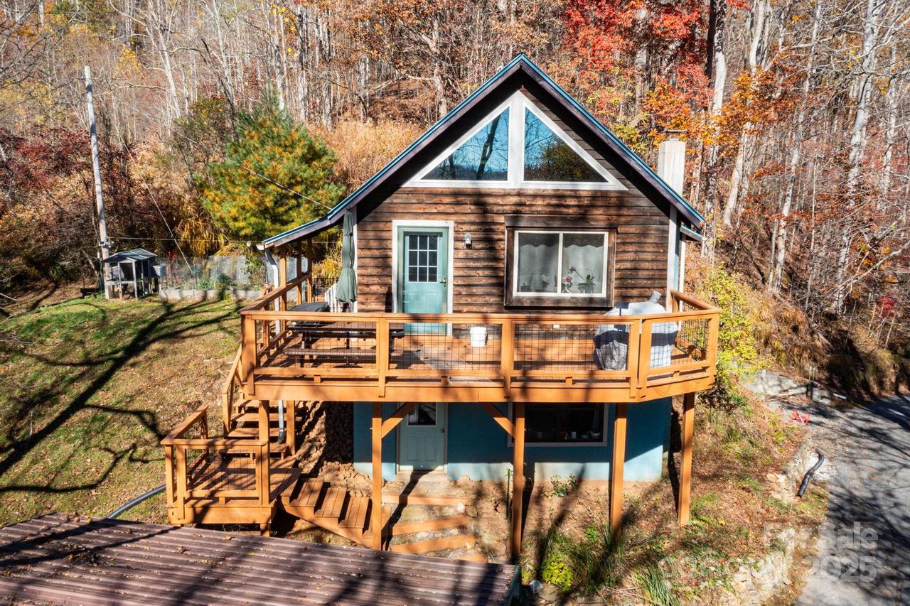 35 Norton Branch Rd., Marshall, NC 28753