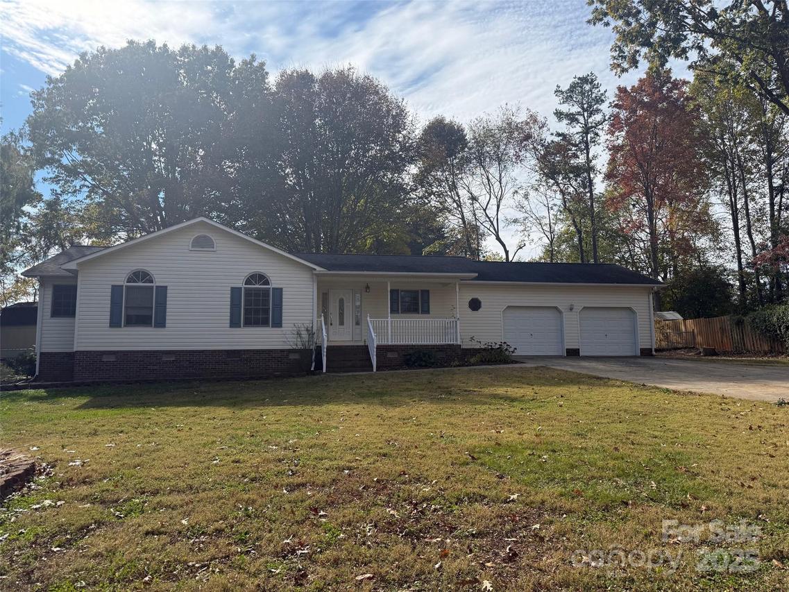 429 Link Dr., Iron Station, NC 28080