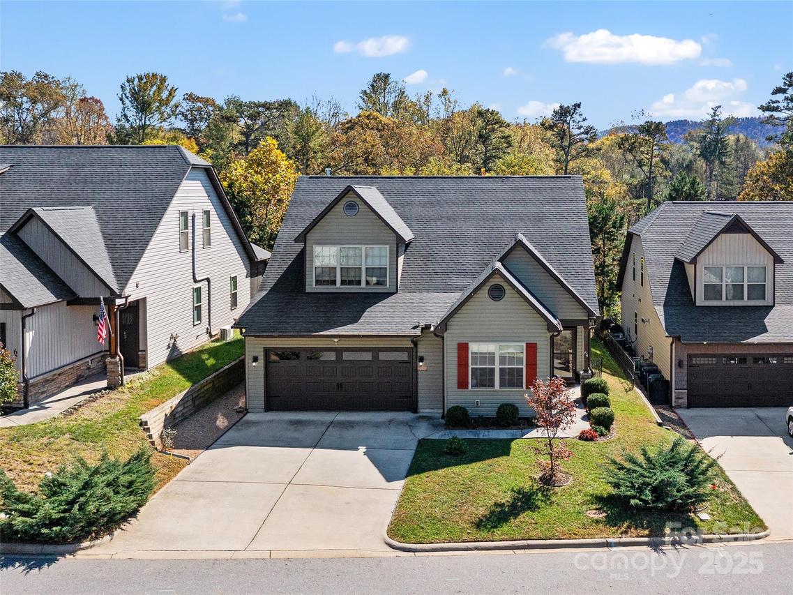 64 Brown St., Weaverville, NC 28787