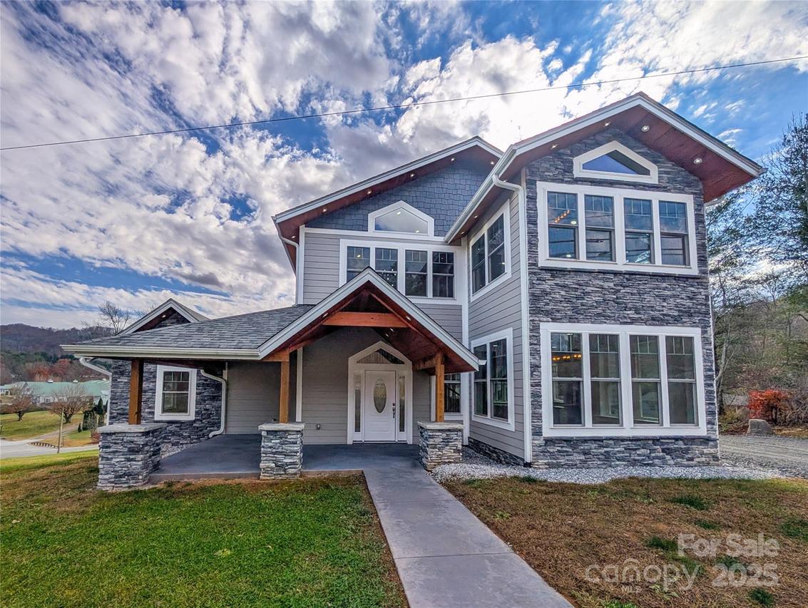 7854 E Us Highway 19e None, Burnsville, NC 28714