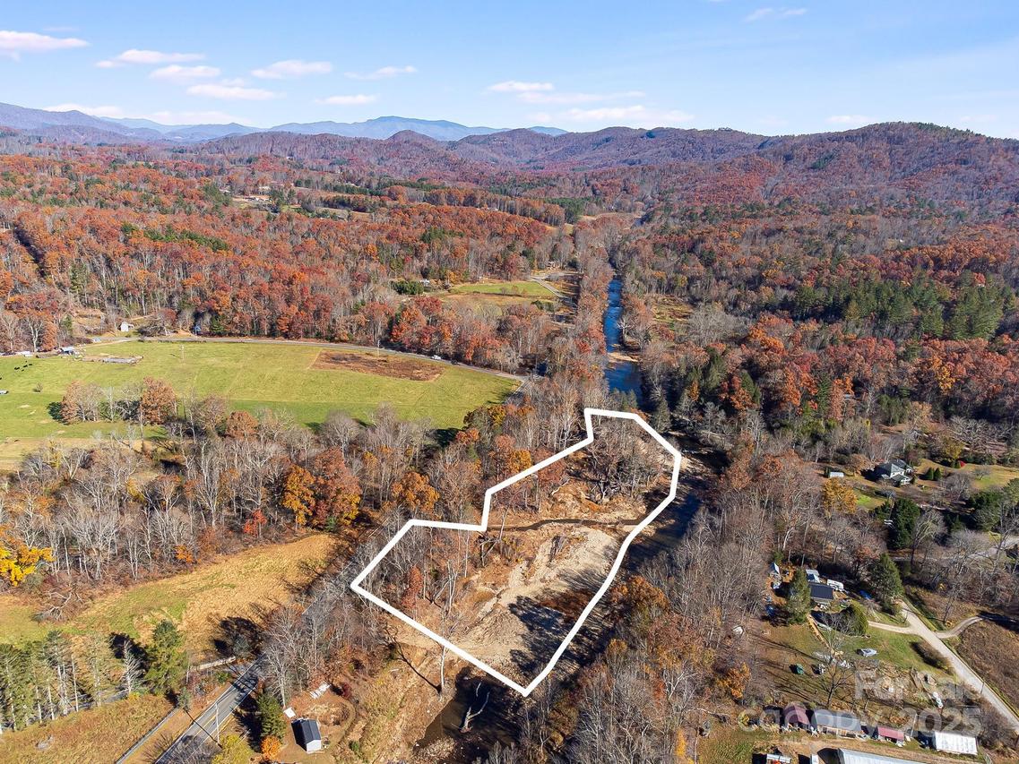 0000 State Hwy 80 S Hwy., Burnsville, NC 28714