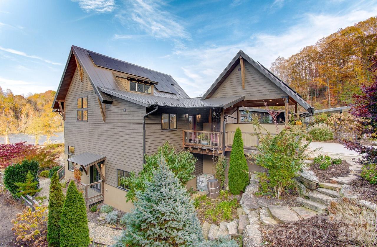 40 River Run, Asheville, NC 28804