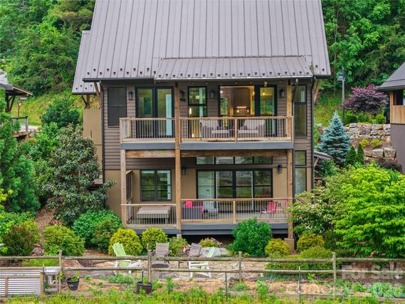 New Homes For Sale This Week That Attend West Buncombe Elementary: November 7th to November 13th