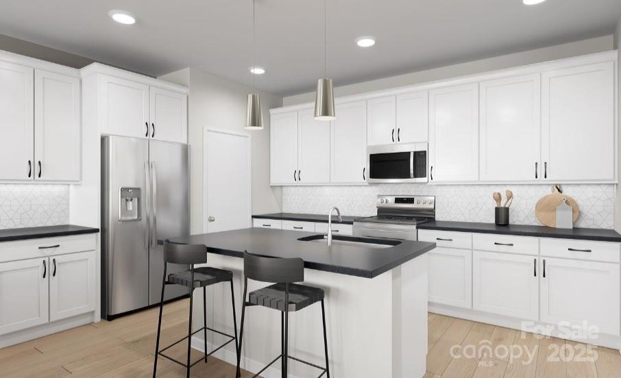 8430 Discovery Ln., Charlotte, NC 28216