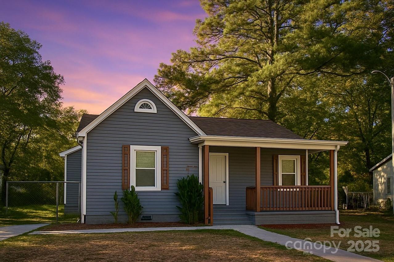 403 N Ransom St., Gastonia, NC 28052