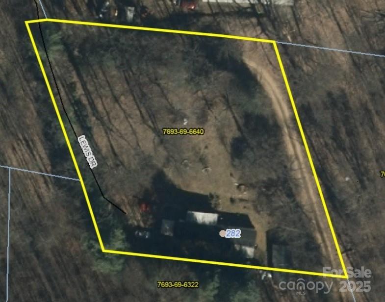 282 Lewis Dr., Waynesville, NC 28786