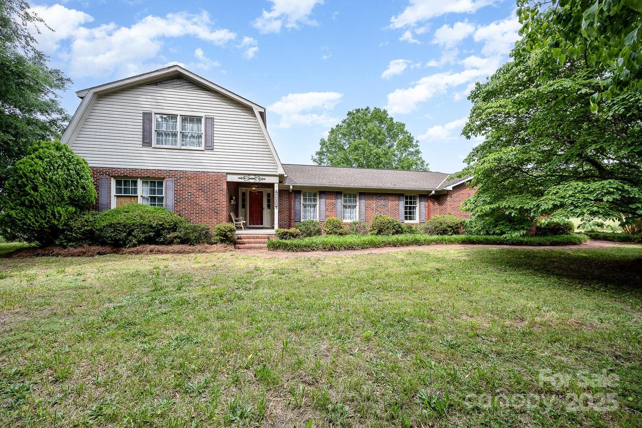 4630 Woodleaf Rd., Salisbury, NC 28147