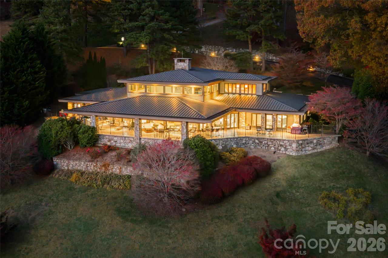 820 Laurel Ridge Dr., Waynesville, NC 28786