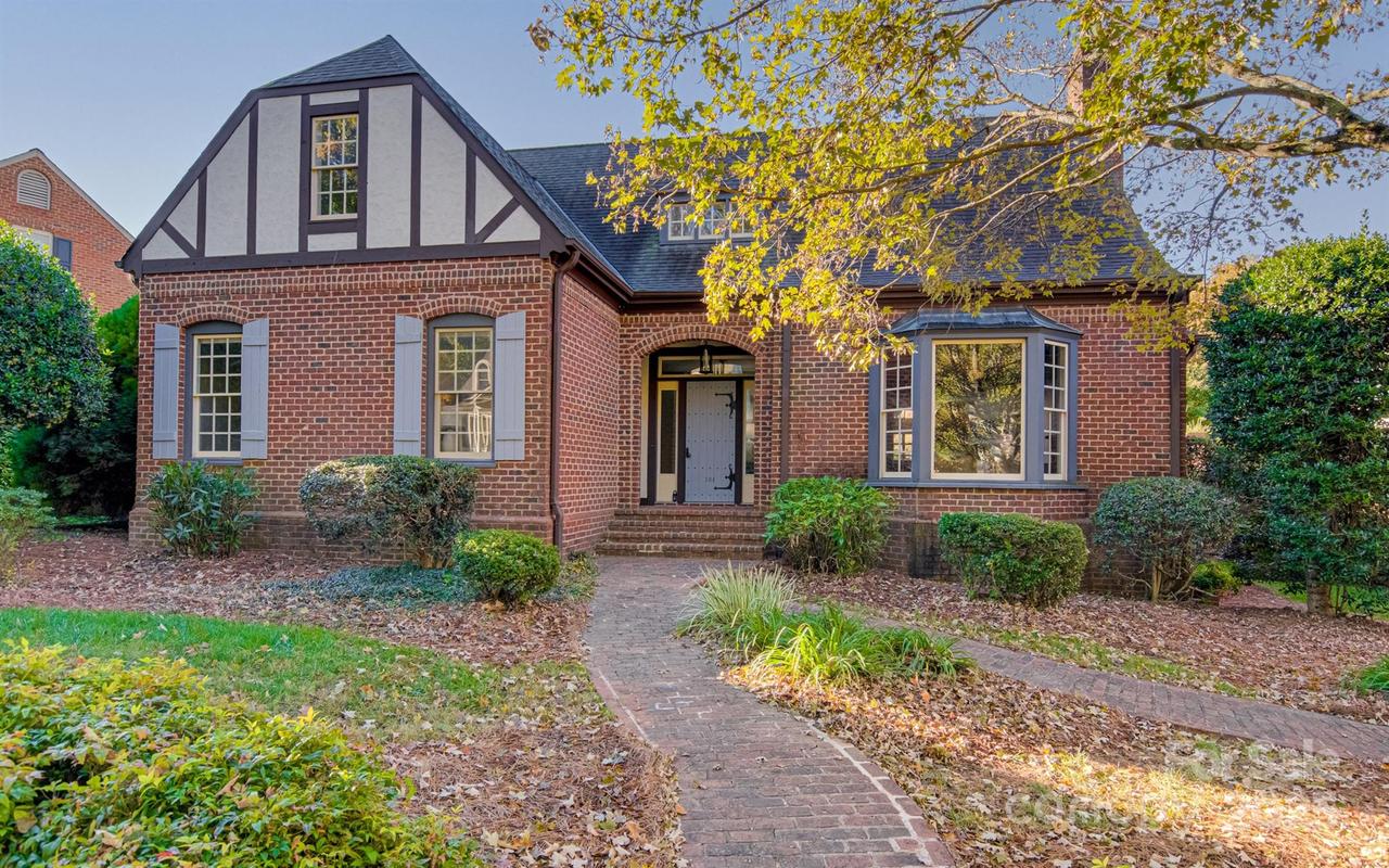 104 Westhaven Cir., Winston Salem, NC 27104