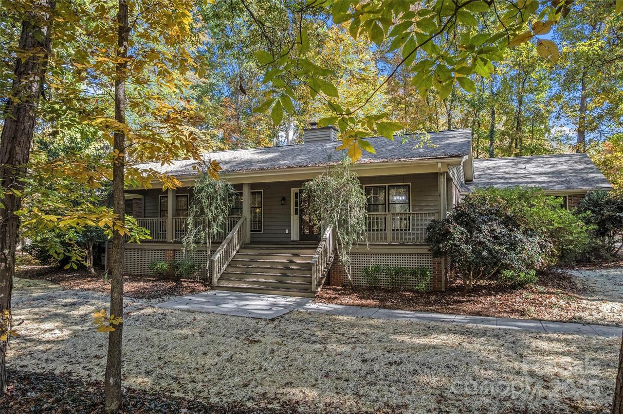 3616 Spokeshave Ln., Matthews, NC 28105