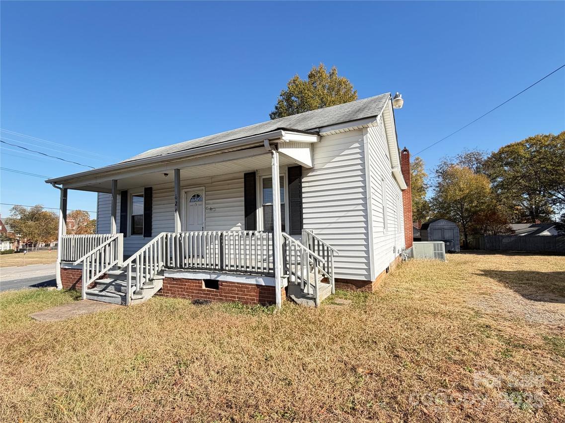 624 N Juniper Ave., Kannapolis, NC 28081