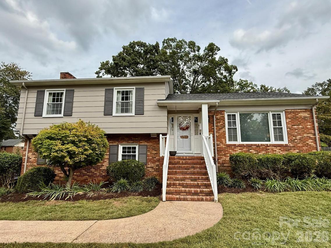 1258 Cambridge St., Gastonia, NC 28054