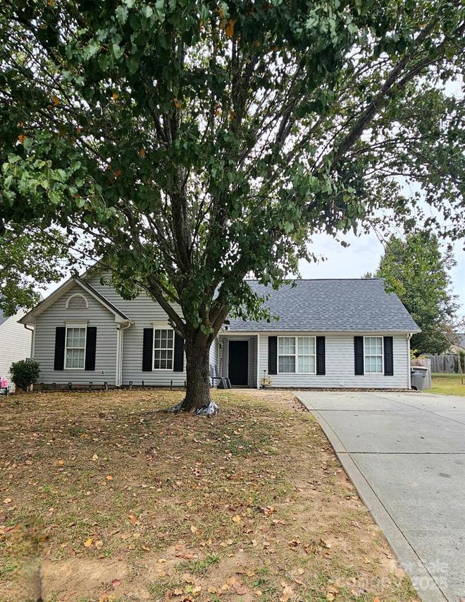 2761 Thistle Brook Dr., Concord, NC 28027