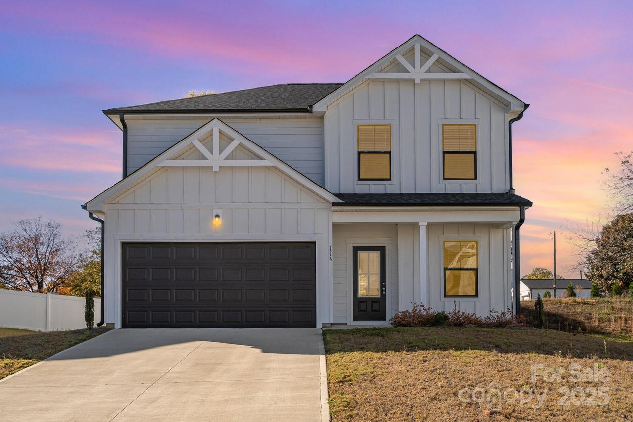 114 Silverwood Ct., Mooresville, NC 28115