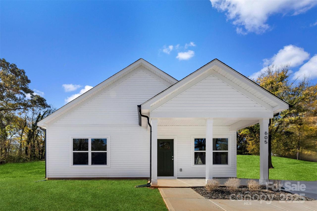 605 Meadow St., Spencer, NC 28159