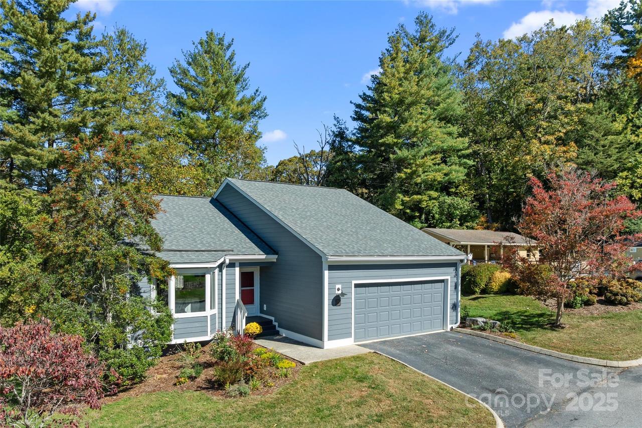 129 Beaver Ridge Rd., Asheville, NC 28804