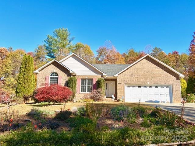 3724 26th Street Dr., Hickory, NC 28601
