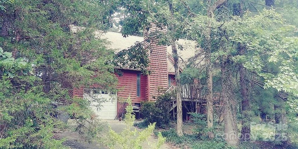 8401 Barncliff Rd., Charlotte, NC 28227