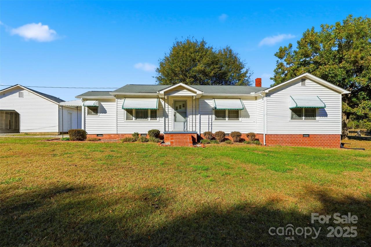 2660 Emanuel Church Rd., Rockwell, NC 28138