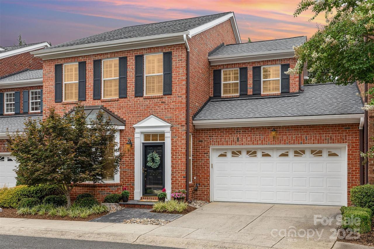 9061 Bonnie Briar Cir., Charlotte, NC 28277