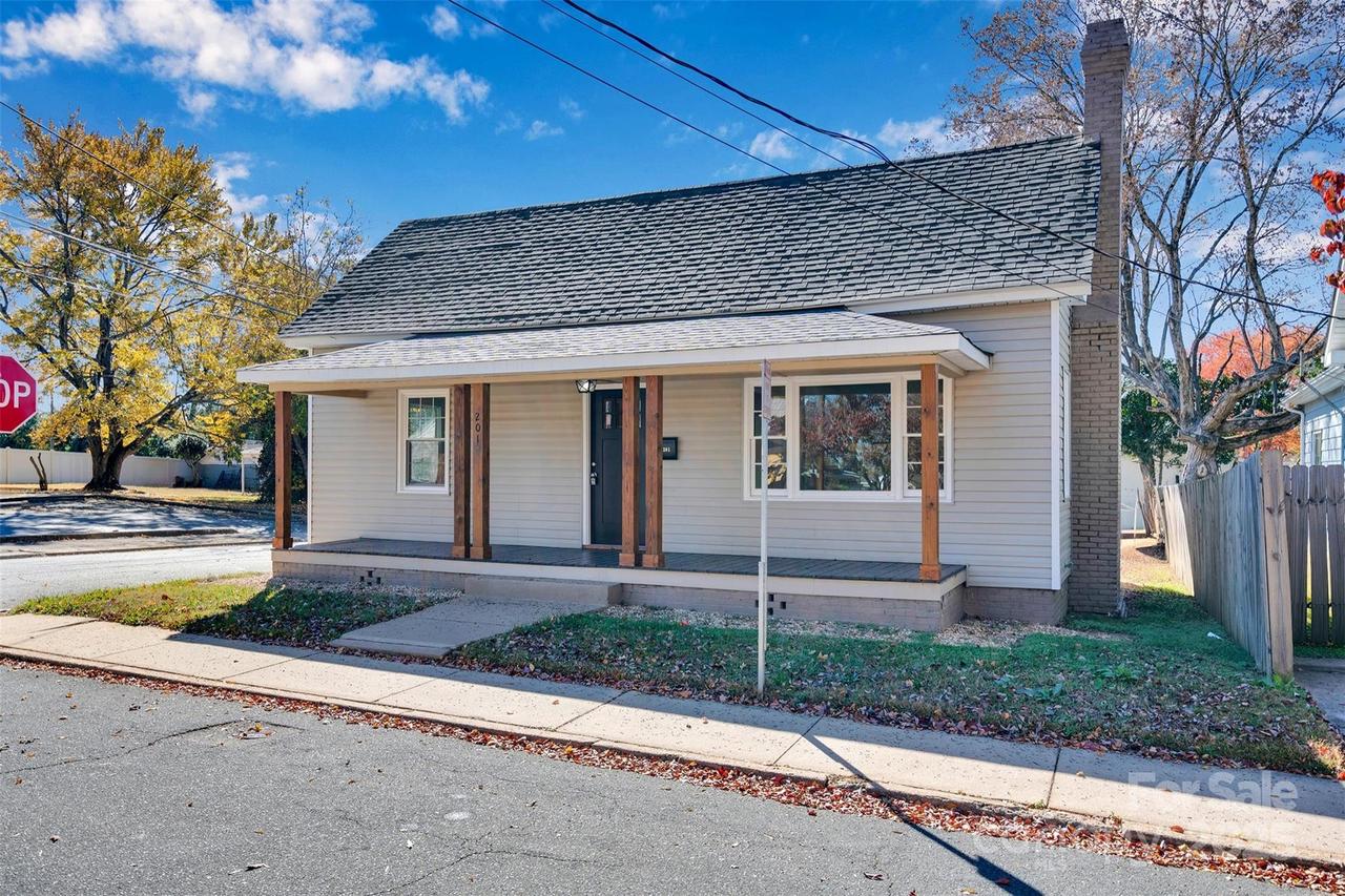 201 W Mccubbins St., Salisbury, NC 28144