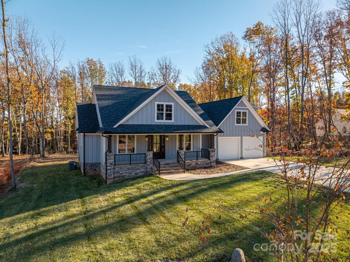 4436 Brancer Ln., Lincolnton, NC 28092