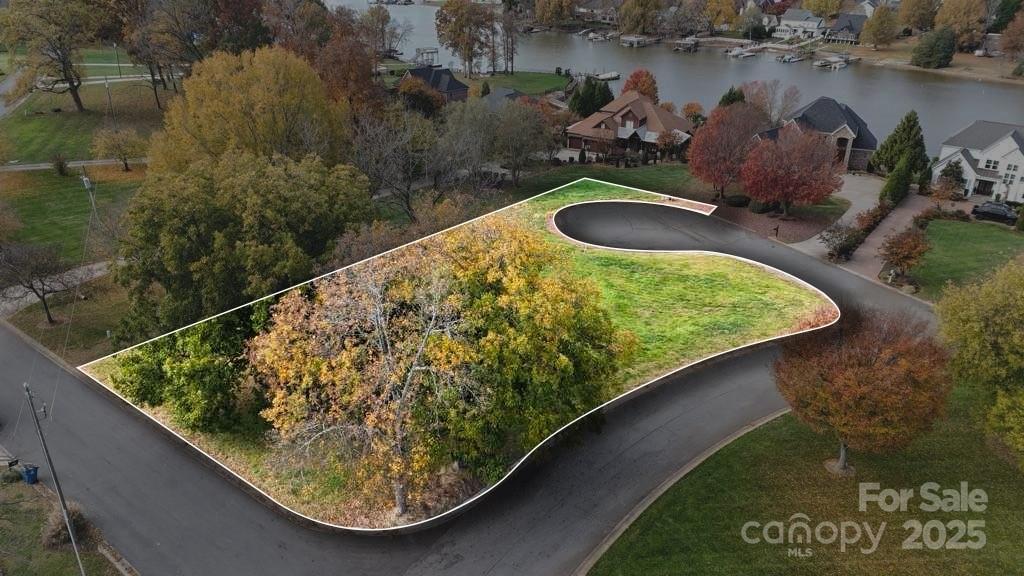 104 Hickory Hill Rd., Mooresville, NC 28117