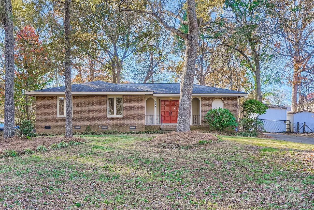 6635 Olde Savannah Rd., Charlotte, NC 28227