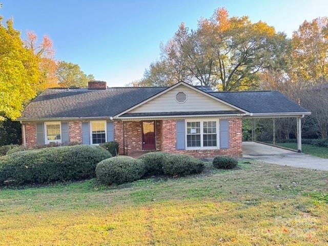 3251 Deerwood Dr., Gastonia, NC 28054