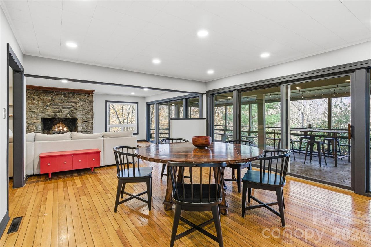 1373 Dogwood Dr., Maggie Valley, NC 28751