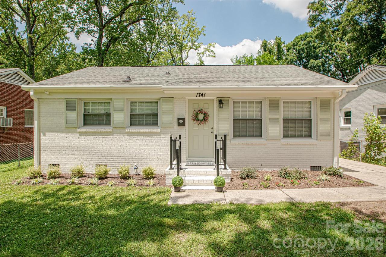 1741 Dallas Ave. #L11, Charlotte, NC 28205