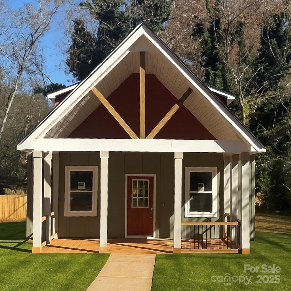 510 N Mulberry St., Cherryville, NC 28021