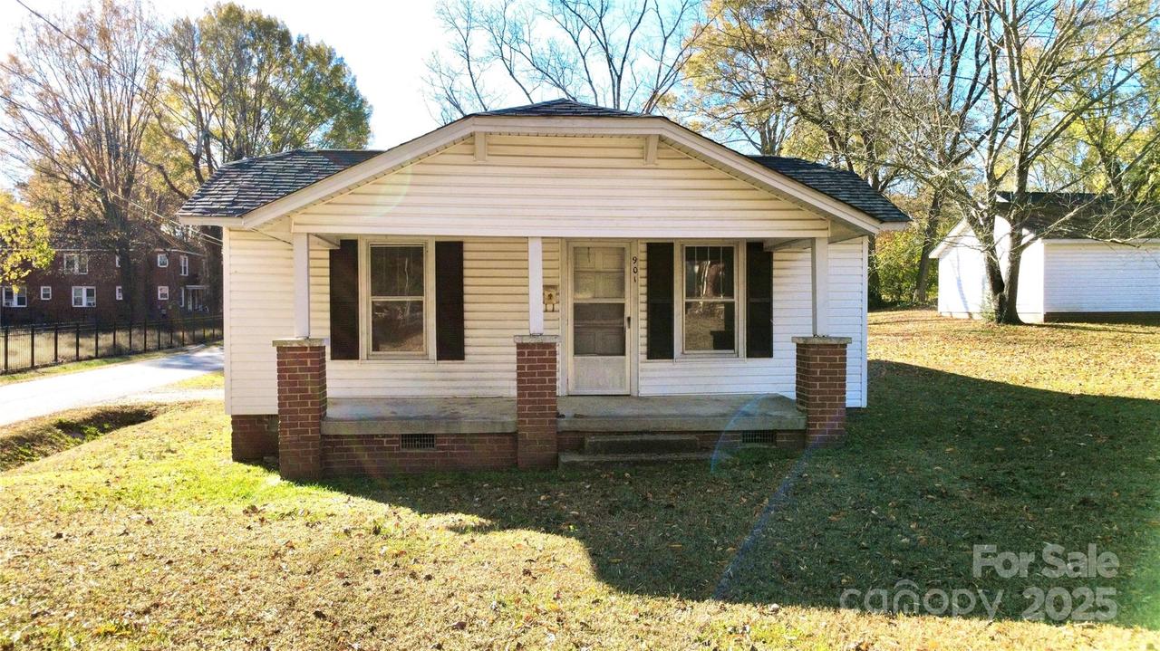 901 W 8th St., Kannapolis, NC 28081