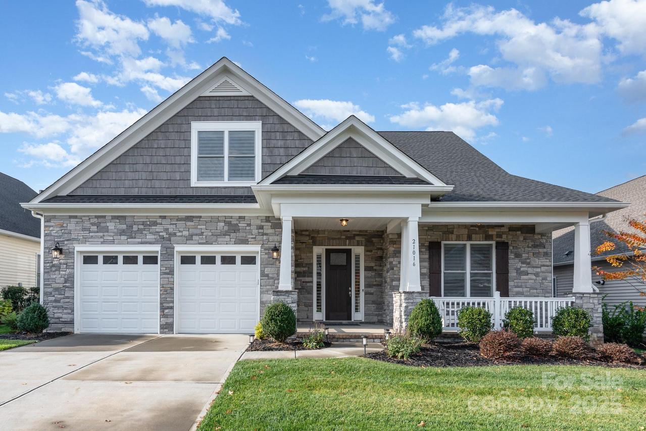 21016 Molly Harper Dr., Cornelius, NC 28031