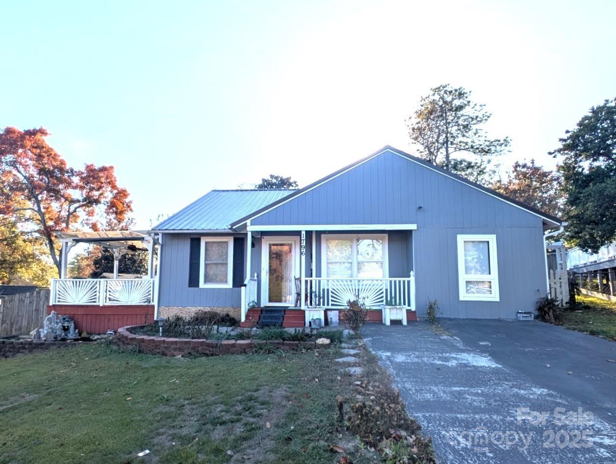 1796 Arrow Ridge Way, Fayetteville, NC 28304