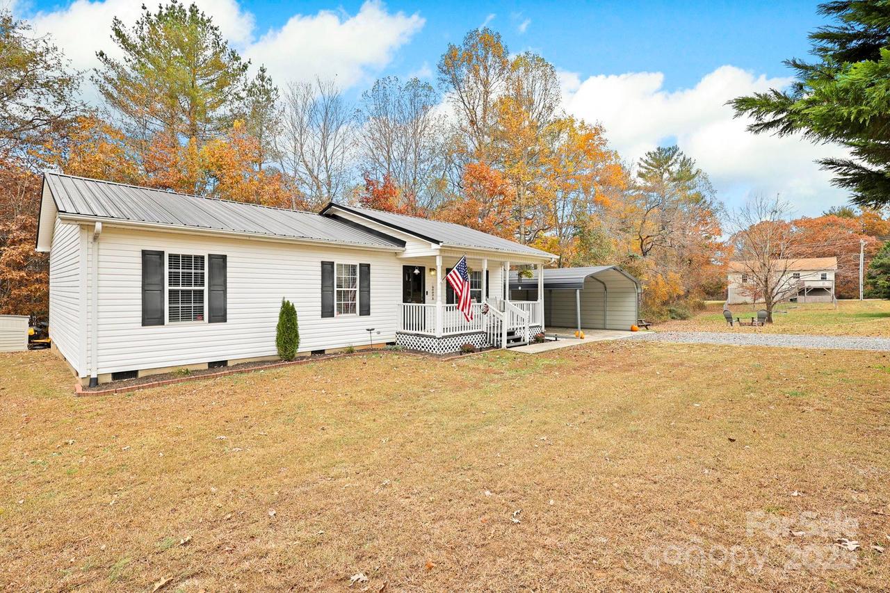 2092 Union Grove Rd., Lenoir, NC 28645