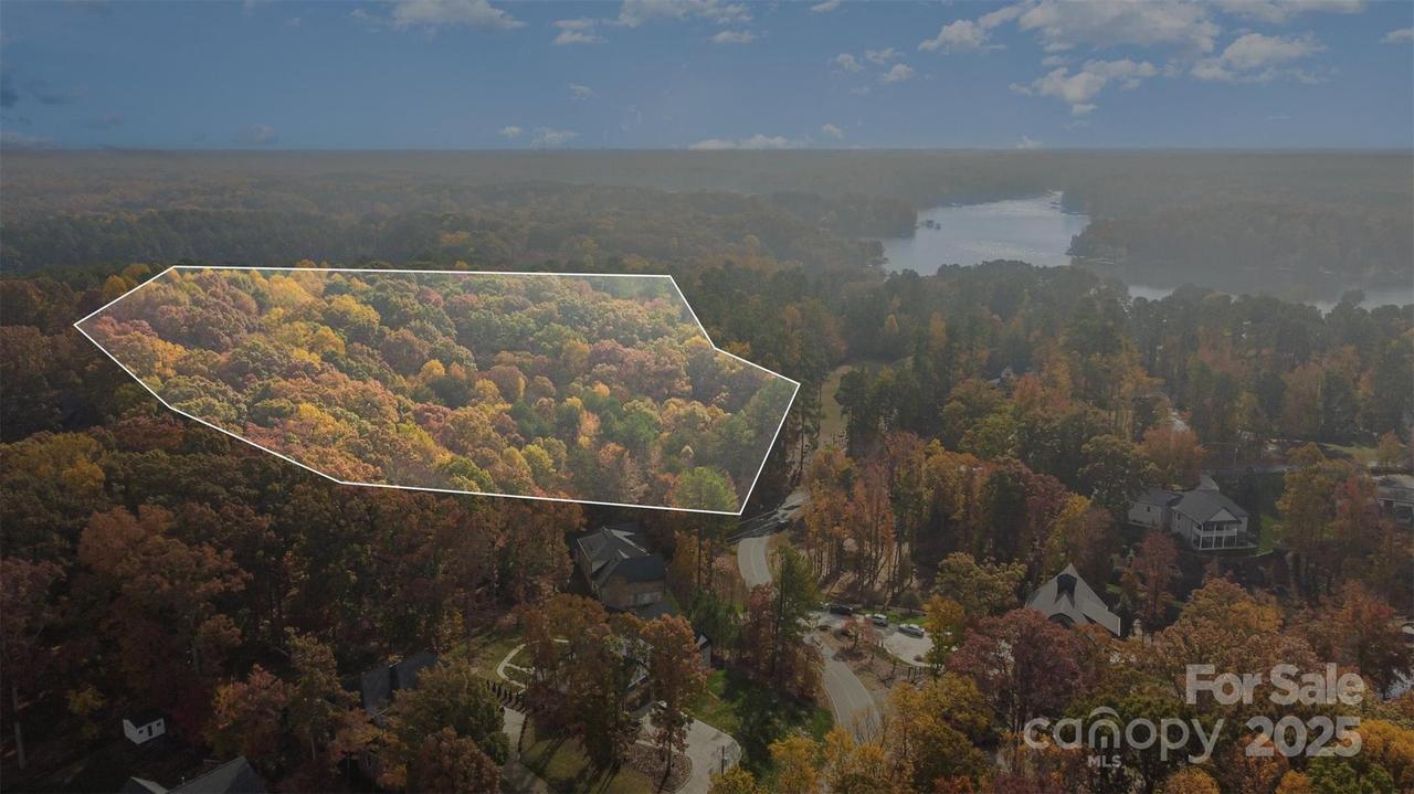 233 Greenbay Rd., Mooresville, NC 28117