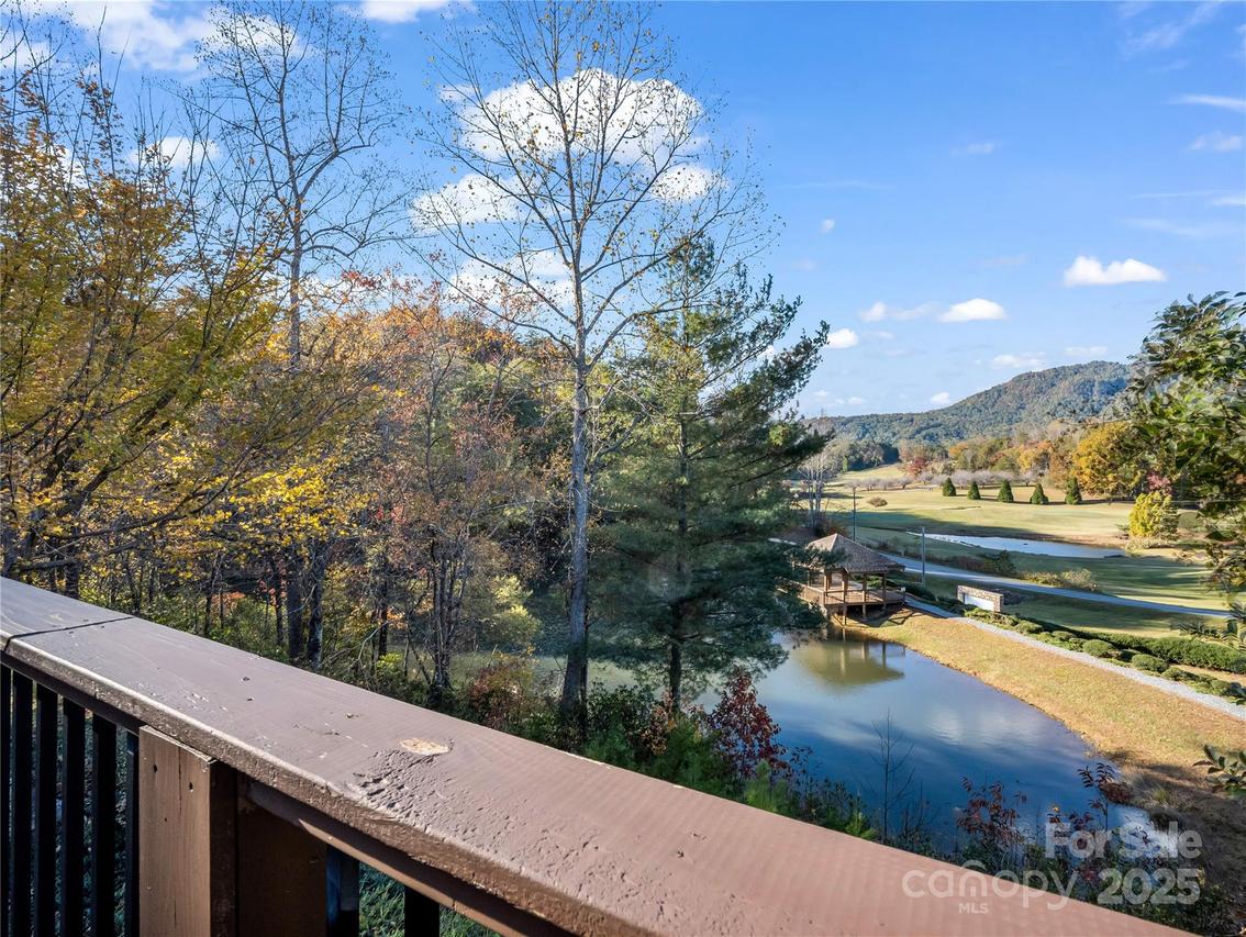 134 Raleigh Dr., Lake Lure, NC 28746