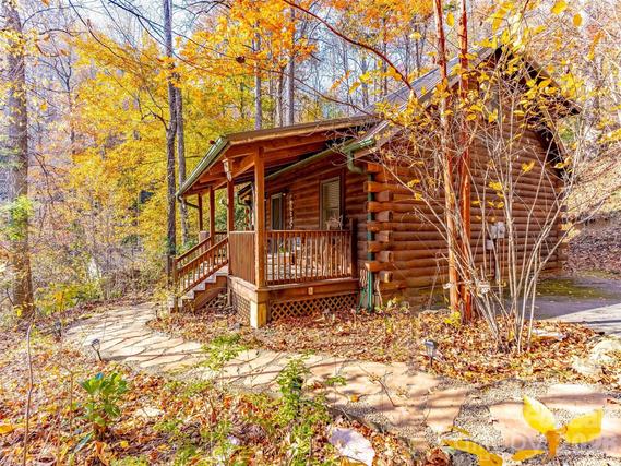 New Homes For Sale This Week That Attend Saluda Elementary School: November 7th to November 13th