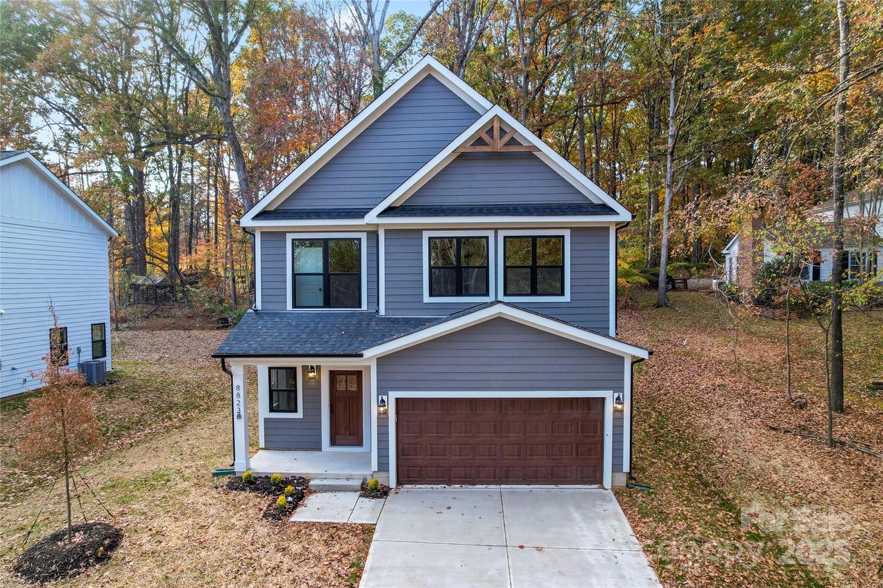 8823 Dogwood Dr., Charlotte, NC 28215