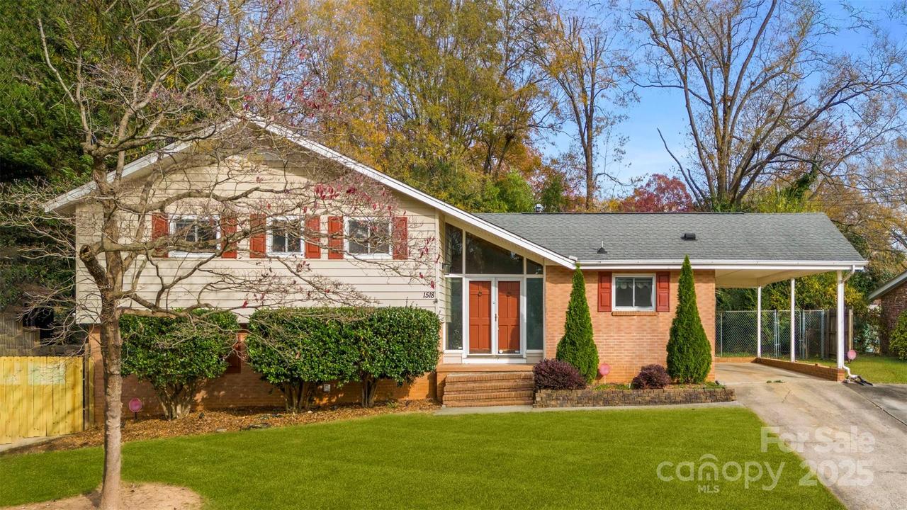 1518 Lynhurst Dr., Gastonia, NC 28054