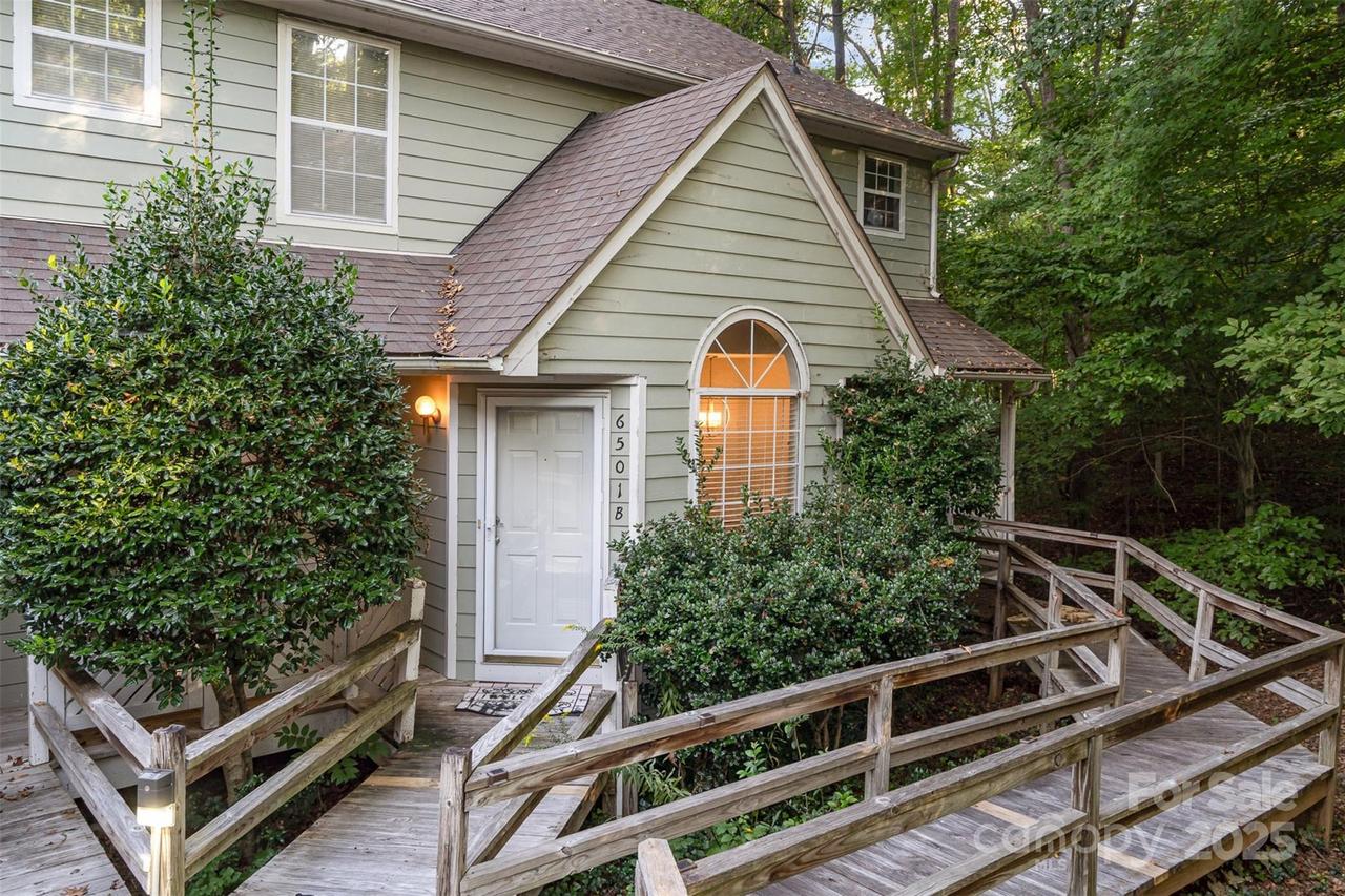 6501 Clavell Ln. #B, Charlotte, NC 28210