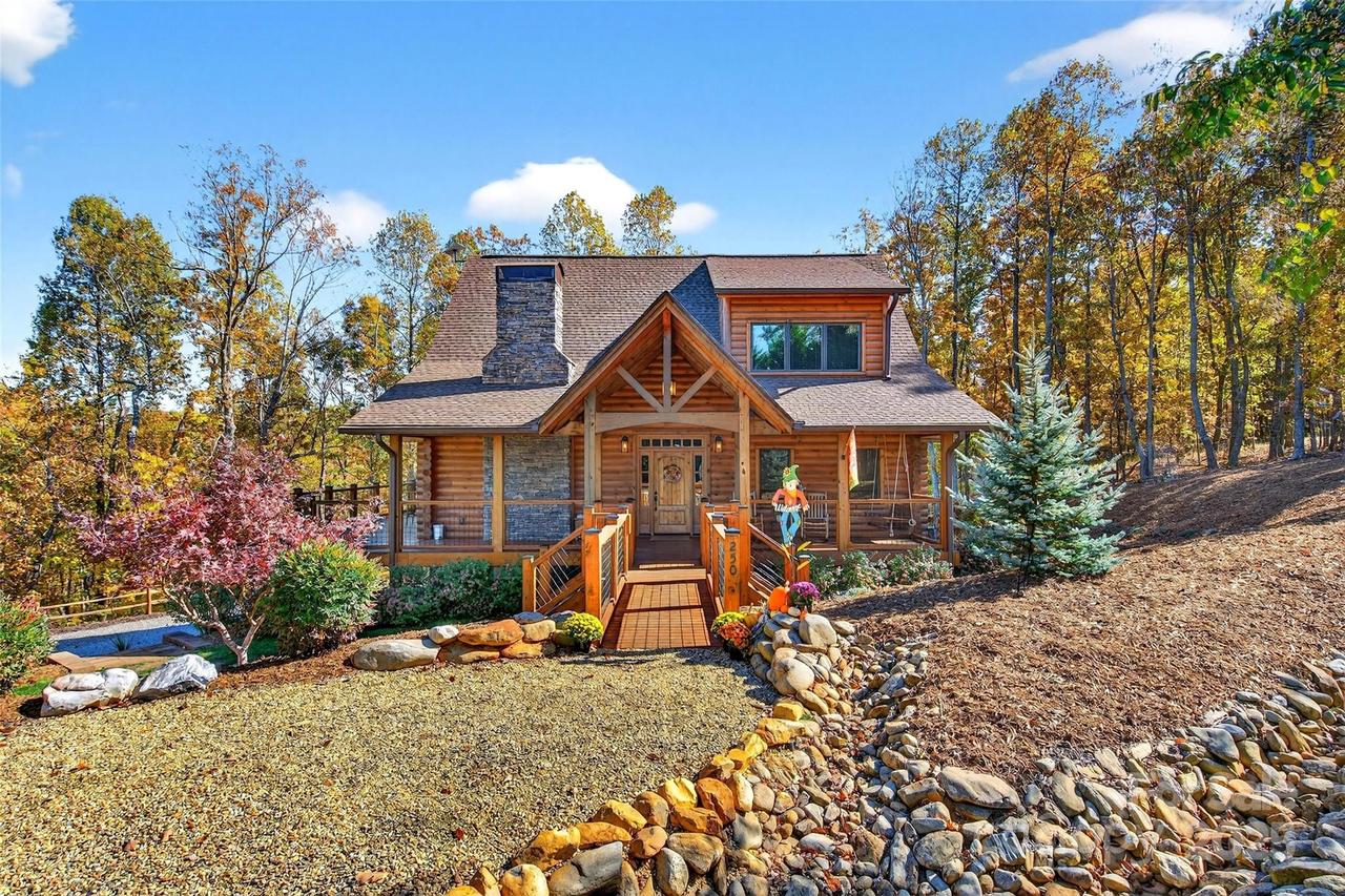 250 Woodgate Tr., Nebo, NC 28761