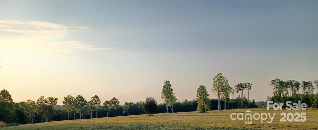 000 Jackson Hollow Ln., Columbus, NC 28722