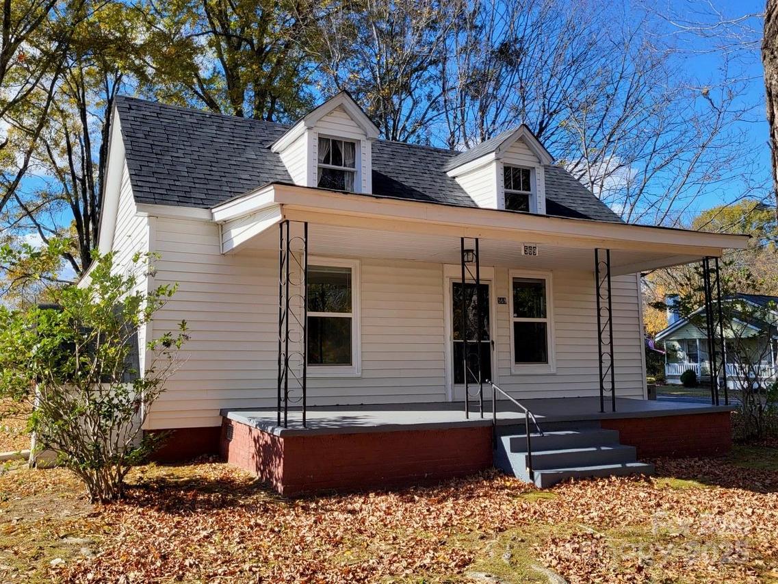 569 Hunter Ave., Kannapolis, NC 28083
