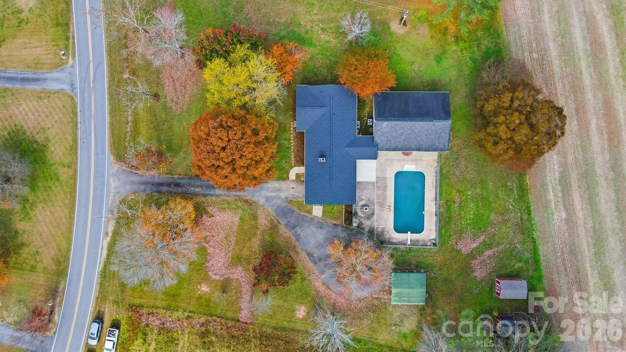 1404 Old Mill Rd., Lincolnton, NC 28092