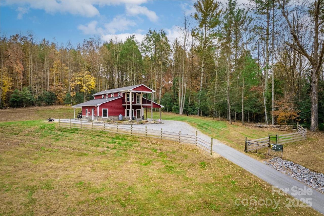 4447 Steeltown Rd., Lenoir, NC 28645