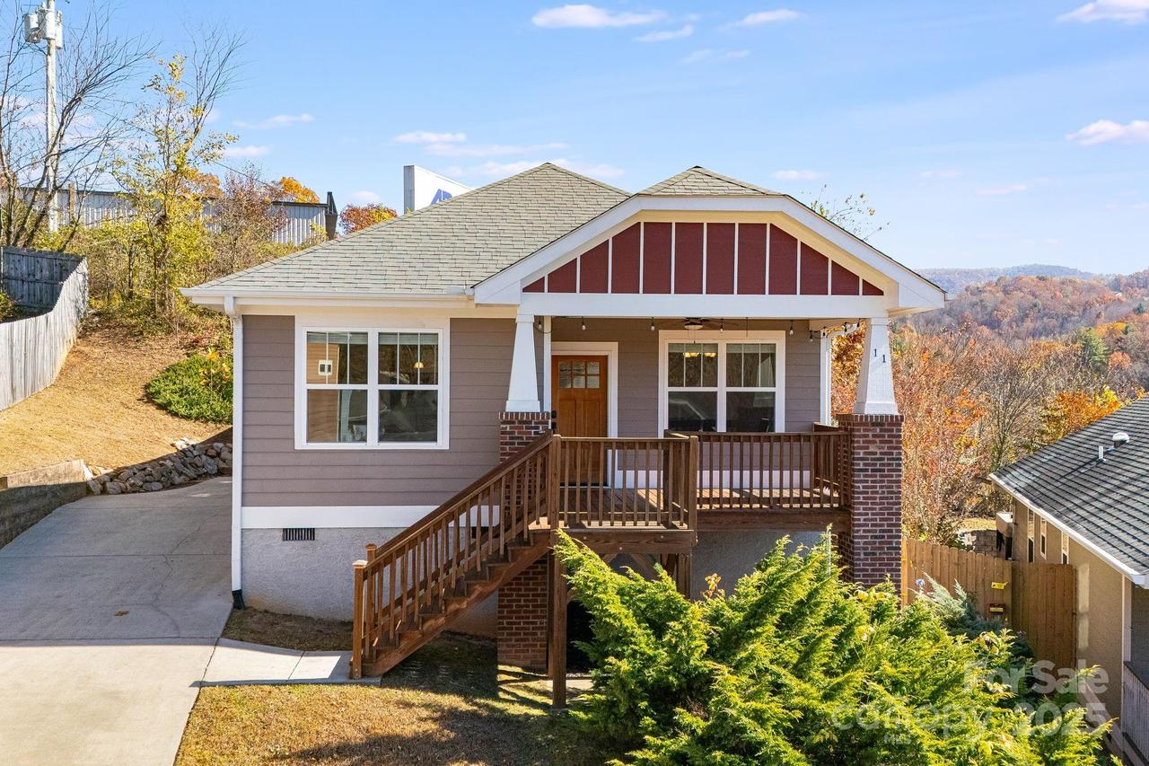 11 Byrdcliffe Ln., Asheville, NC 28805
