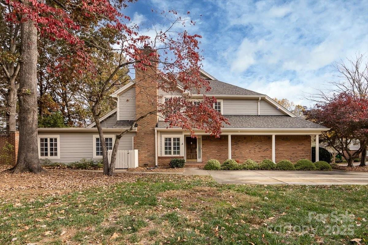 1827 Meadowood Ln., Charlotte, NC 28211